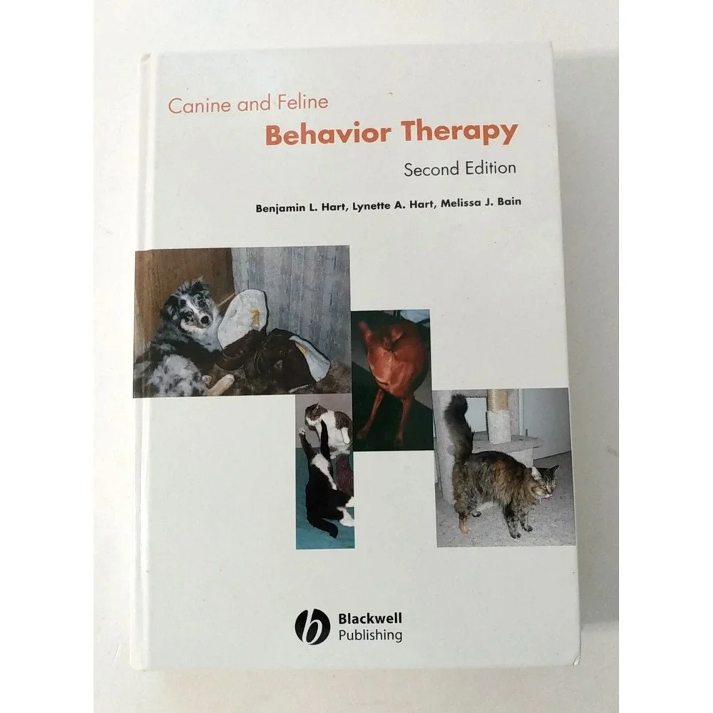 Canine and Feline Behavior Therapy (2nd Edition) Hart, Hart, Bain cat dog book